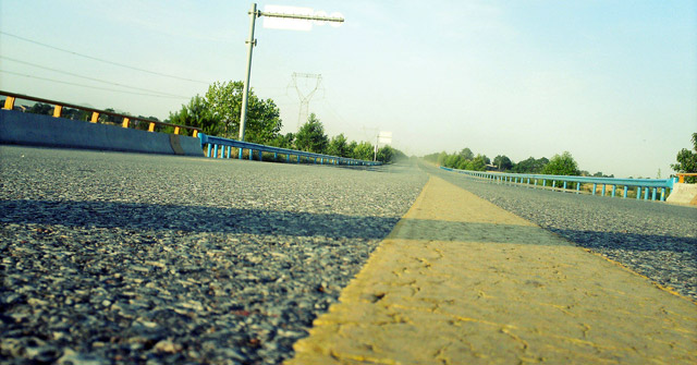 zijiayouchuzizuofengmian